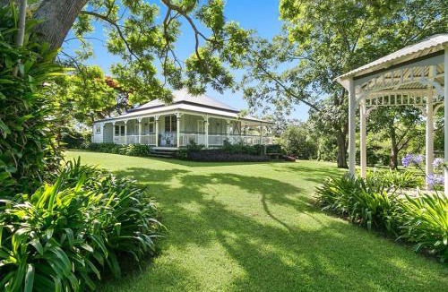 Peachester House | Mango Hill Farm