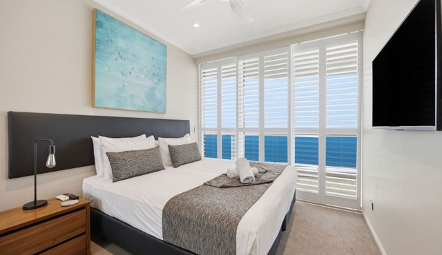 Pacific Views Resort