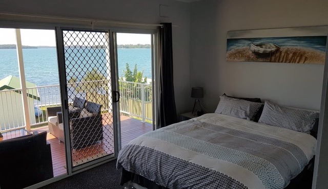 Lake Escape - Lake Macquarie