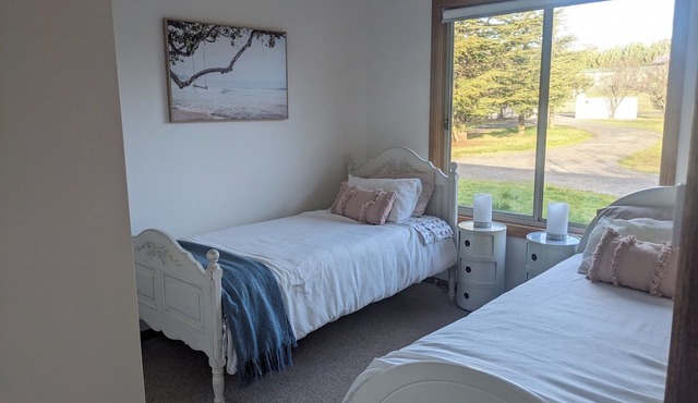 Yass farmstay (house)