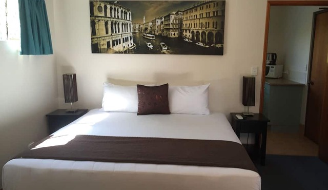 Aspley Carsel Motor Inn