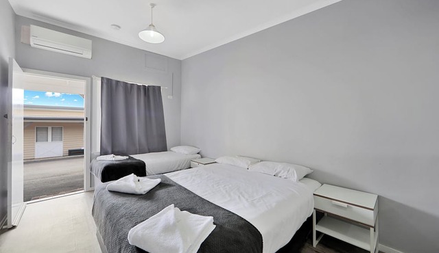Ned Kelly's Motel