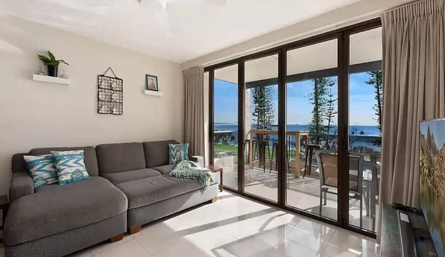 Alexandra Headland Beach - Stunning Views ZF9