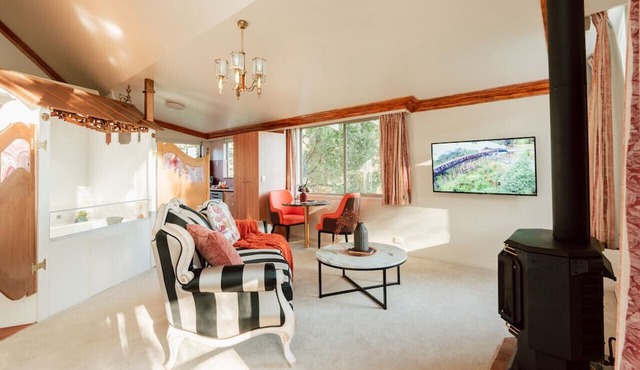 Enchanted Spa Hideaway with Serene Views: Romantic Nature Escape for Couples