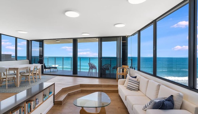 Marika Unit 3 Kings Beach QLD