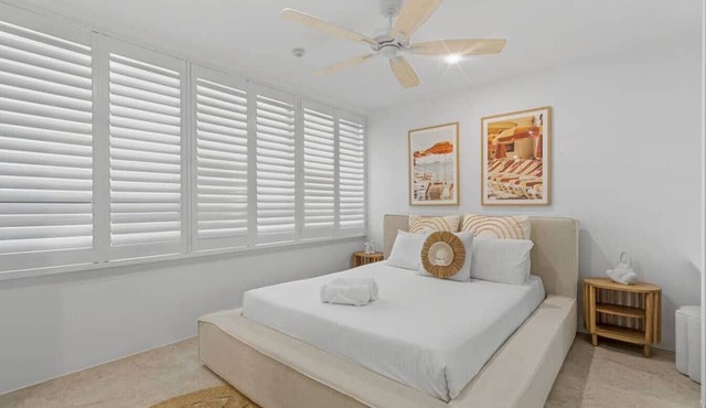 Stunning Main Beach Apartment - Ground Floor, WiFi