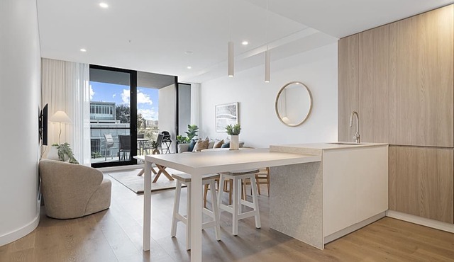 Spacious 2-Bed Apartment in North Fremantle