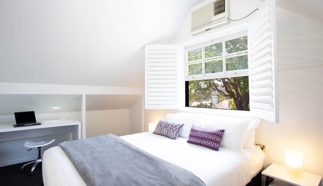Woolwich Studio Bliss, Private Oasis by the Water