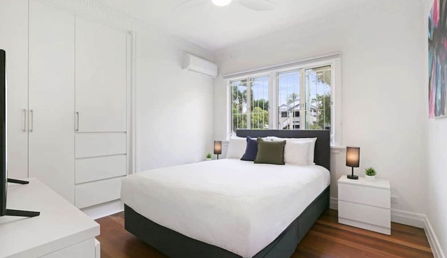 Spacious 3-Bed Home in Morningside with Backyard