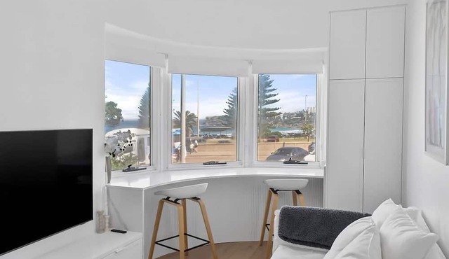Surf Sand and Sunsets Your Bondi Beach Escape