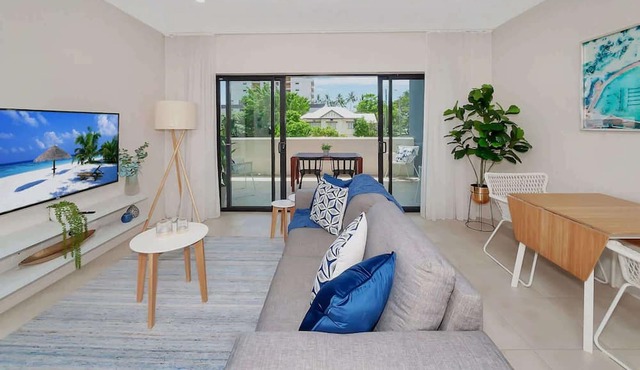 Coastal 2-Bed with Parking & Pool by the Ocean