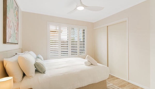 Beachside Bliss on Marine - 3BR Apartment by uHoliday