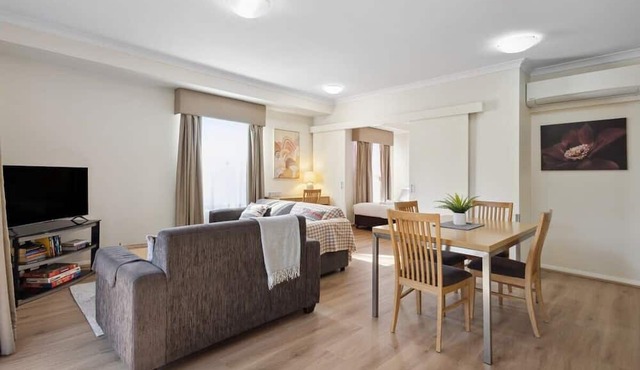 Well-kept Apartment in Northbridge