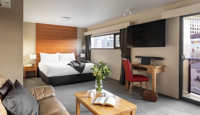 The Old Woolstore Apartment Hotel