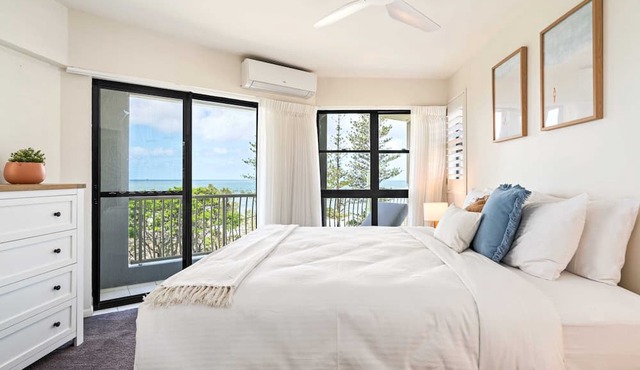 Tranquil Tides Retreat: Coastal Waterfront Escape