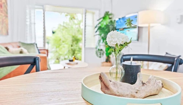 Tropical Terraces Three- Modern Coastal Retreat | Spacious 3BR Apt | Prime Cairns Location