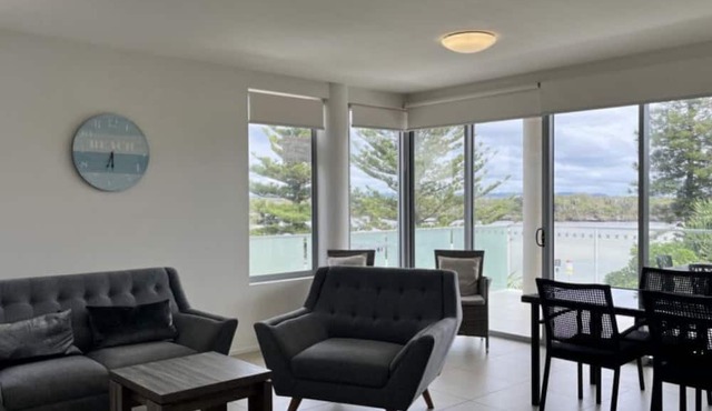 Waterfront Lake Apt w/Ocean Access & Views