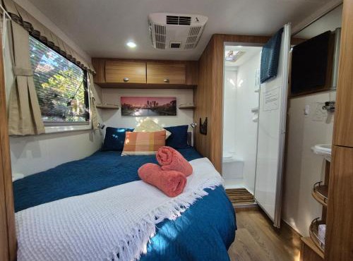 A Tiny Home Experience in a great spot