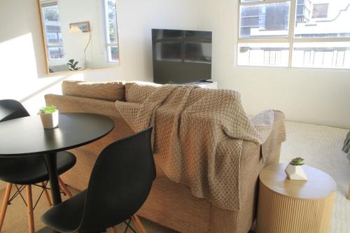 Harbour Bridge Views at Pool Sleeps 4 Parking