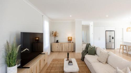 Myall Manor