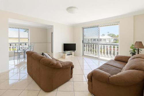 Redcliffe Villa