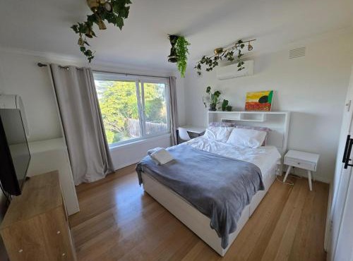 Cozy Bedroom with Scenic Views D