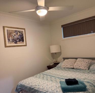 2x1 granny flat close to Perth Airport