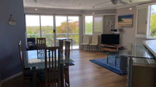 Outlook Unit 7
