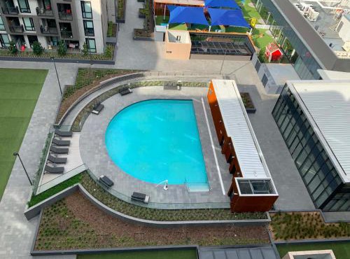 Premium Twin King Ensuites apartment with Double Sofa Bed at M-city Apartment Complex - Infinite Mountain View - Monash Uni & Hospital Clayton, 3168, Victoria, Australia - Free parking, Wifi, Amenities, Tea and Coffee in Clayton North