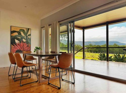 Creekside Estate Whole site 2 Cottages 7 Bedrooms