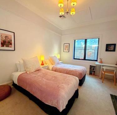 Crows Nest LemonTree 3 Bedroom Home Nr Metro FreeP