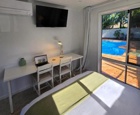 Luxury Private Pool House Near Mooloolaba
