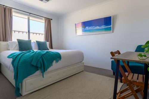 42 Coogee Beach Marina 3BR Haven near Omeo Wreck