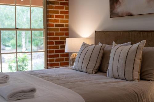 6 Minutes from Bathurst CBD - The Estait Homestead - Laffing Waters Retreat