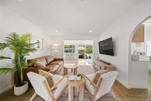 River Breeze Retreat Relaxed Bli Bli Escape