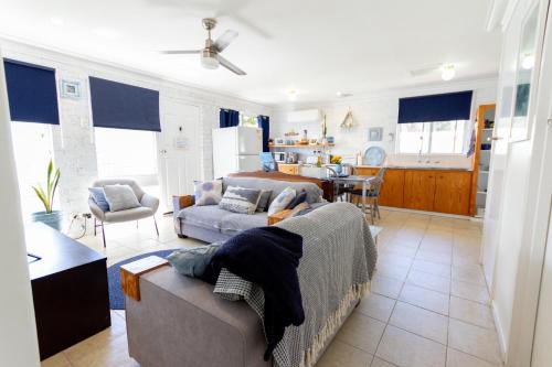 Shabby Chic Shack - 2 bedroom Beach Cottage