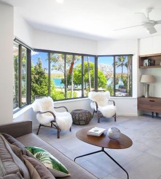 3 Aarons Villa