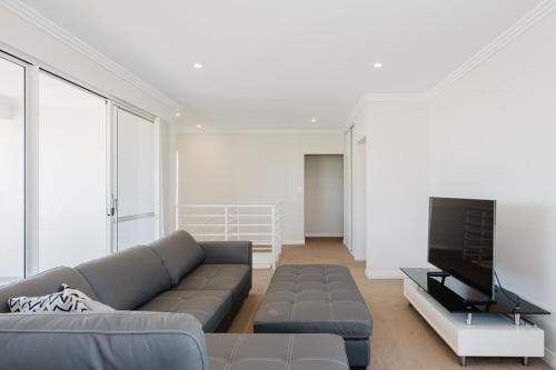 Sea Breeze Villas by Rockingham Apartments