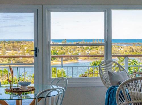 Seaview - Pet-Friendly - Panoramic Ocean Views - Opposite Shaws Bay - East Ballina
