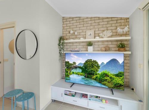 2-Bed Townhouse with Outdoor Area