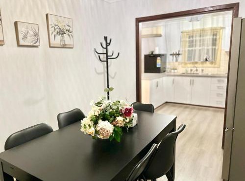 Pet friendly central newly renovated cosy home