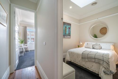 The Paddington Bathurst #6
