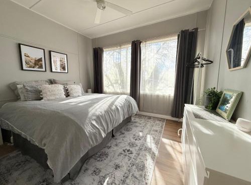 Cosy Country Cottage with AirCon