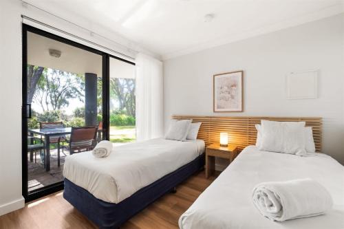 2 CapeView Beachfront Geographe Bay