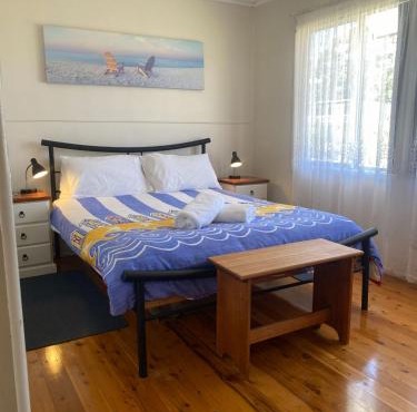 My Hideaway - Pet Friendly- 10 mins walk to Callala Beach Cove