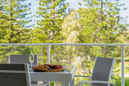 Sea Breeze at Mudjimba Beachside, tennis pool