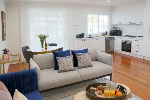 Escape to a timeless getaway in Provincial Vic