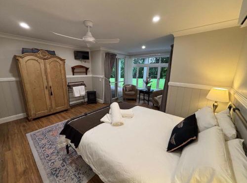 Mitta Glen Guesthouse