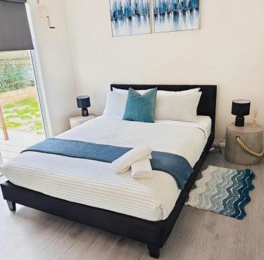 The Urban Cozy Cottage - Vinoth Puvichandran