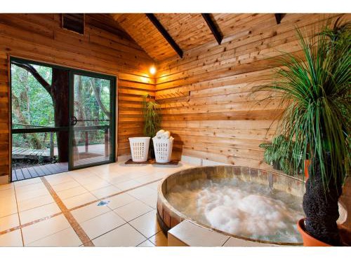 The Mouses House Rainforest Retreat